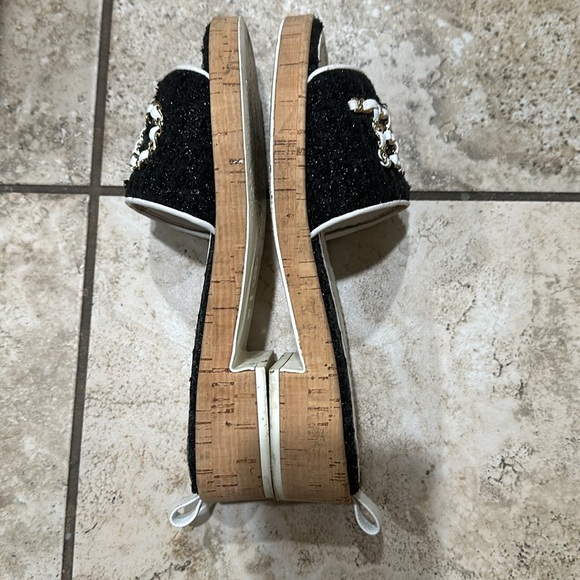 Chanel sandals - Picture 6 of 9